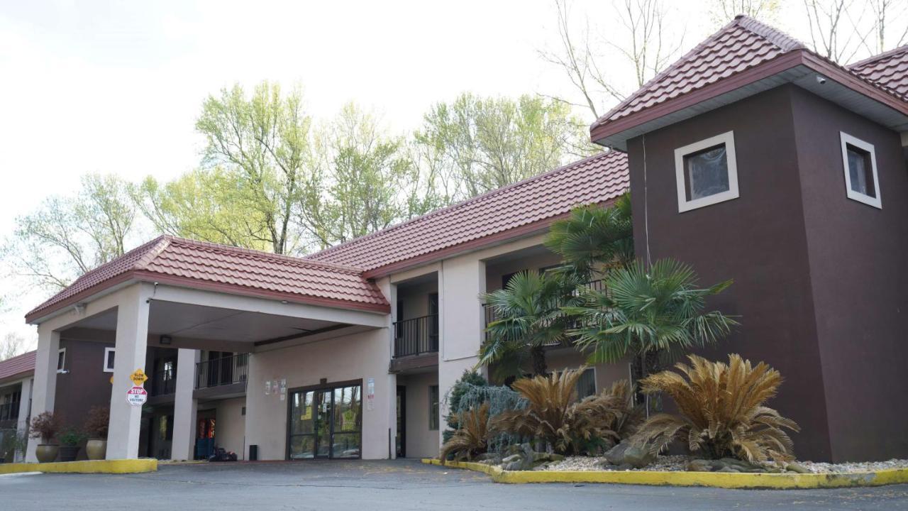 Motel 6 Atlanta Ga Atlanta Airport East Екстериор снимка